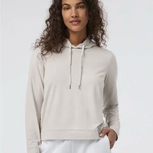 Vuori Women's Light Gray Sweatshirt Halo Essential Hoodie